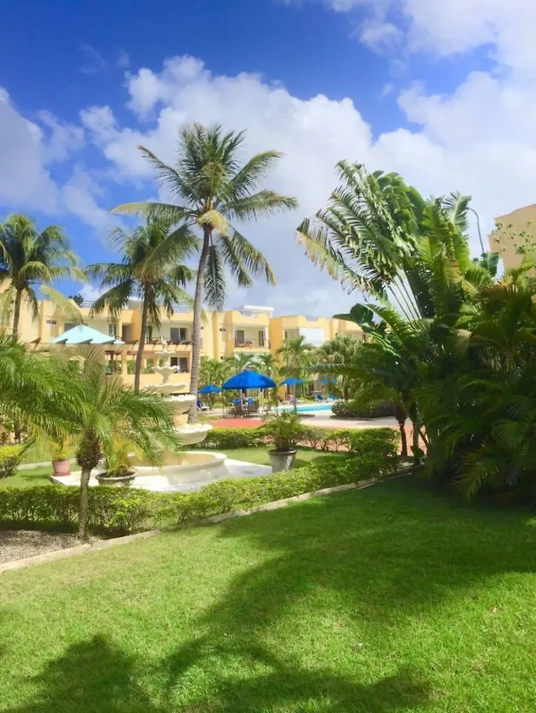 Garden Condos Hotell El Batey
